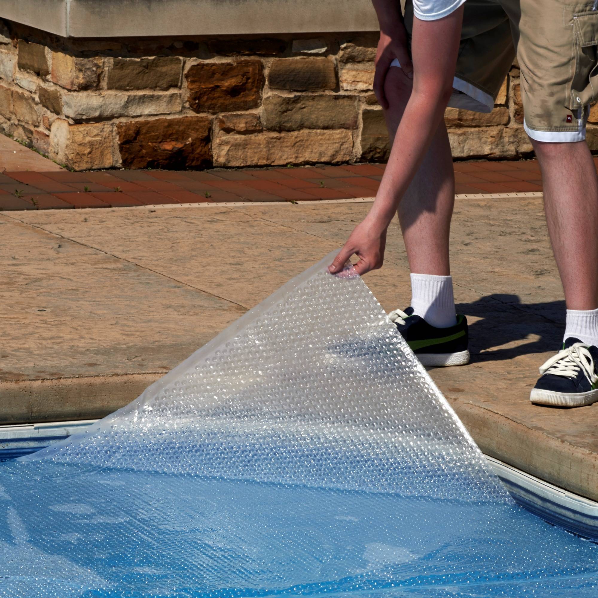 Blue Wave 14-mil Solar Blanket for Rectangular In-Ground Pools - Clear